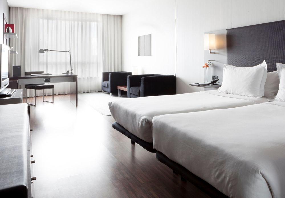 Ac Hotel By Marriott Madrid Airport Coslada Buitenkant foto