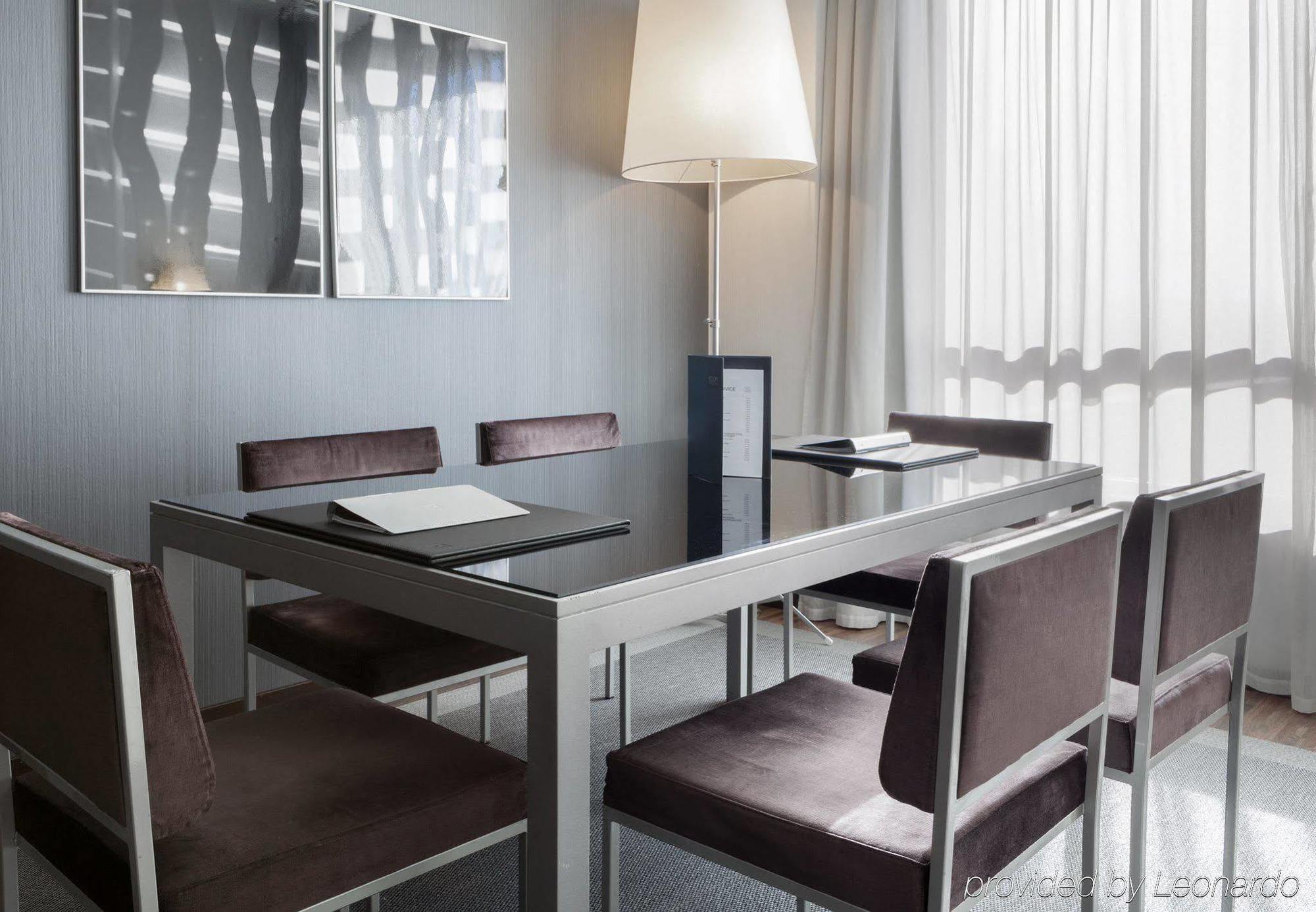 Ac Hotel By Marriott Madrid Airport Coslada Buitenkant foto